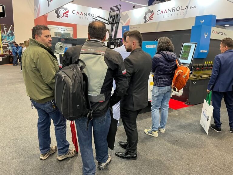 I never want to stop making memories with you. (No quiero dejar de hacer recuerdos contigo) ¡F