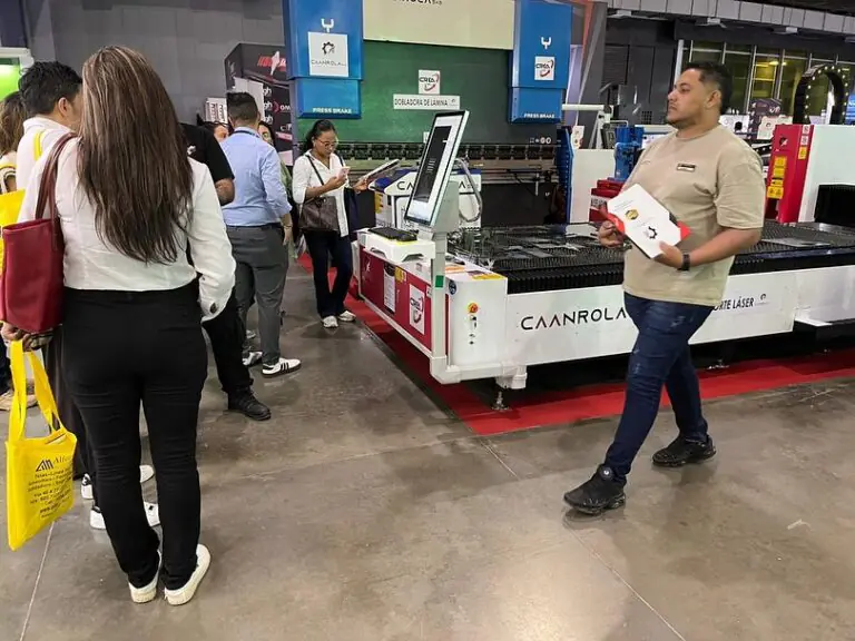 Presentes en feria FICA caanrola sas 2025 (6)