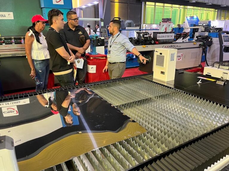 Presentes en feria FICA caanrola sas 2025 (7)