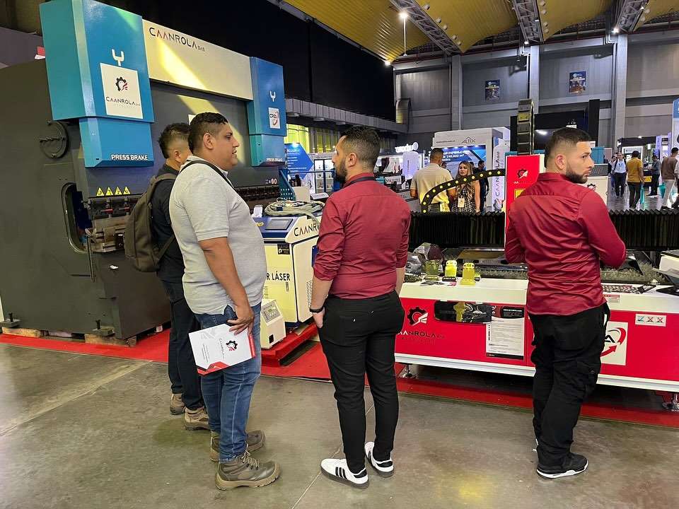 Presentes en feria FICA caanrola sas 2025 (8)