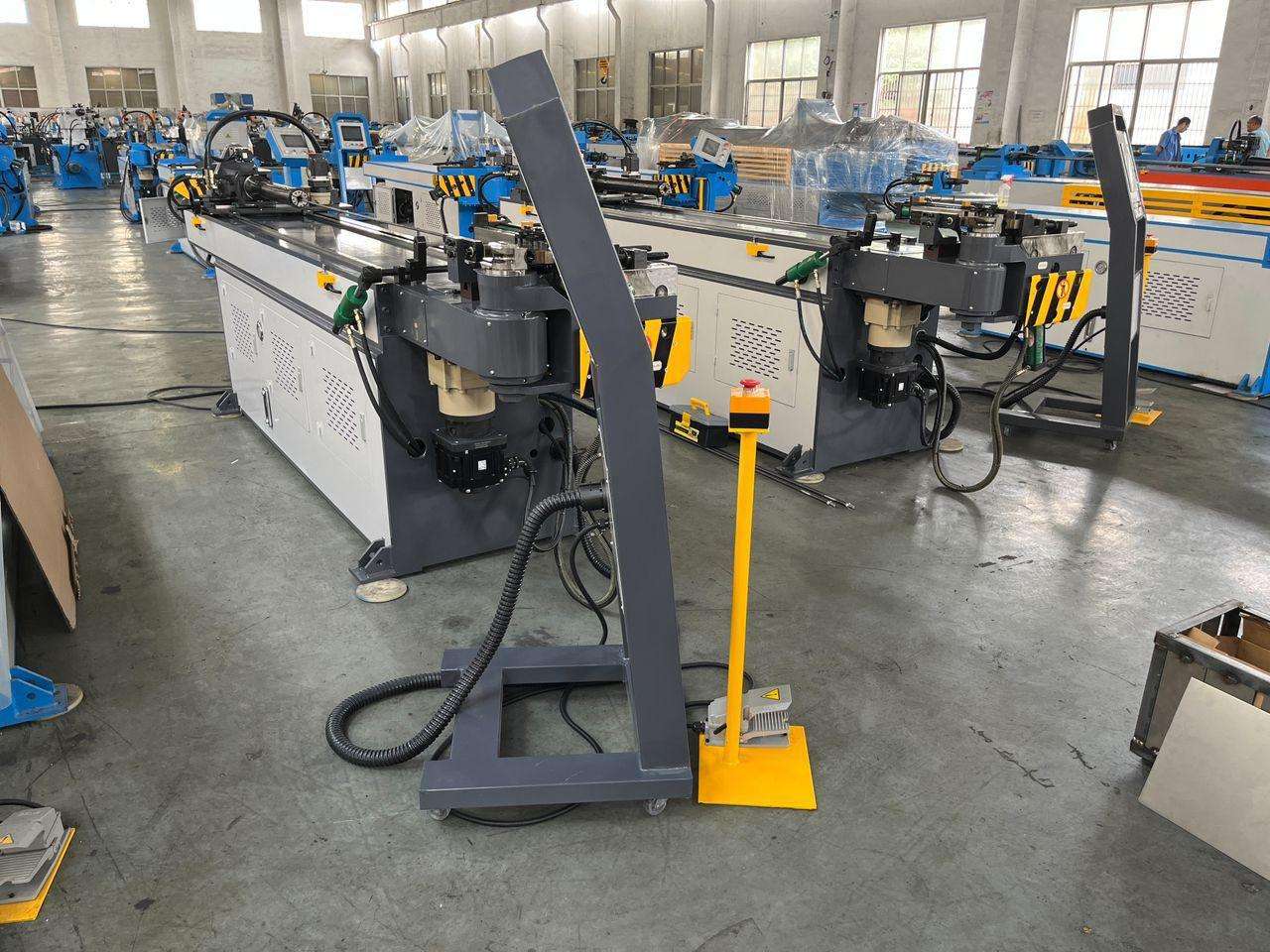 dobladora de tubo cnc 1